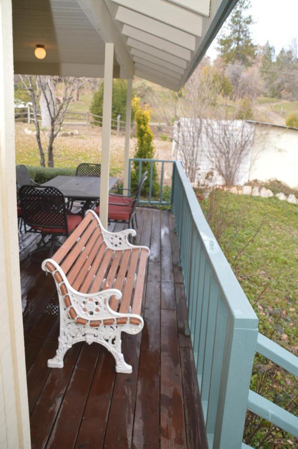 Beautiful 3 Bedroom Home Located Near Yosemite Oakhurst Dış mekan fotoğraf